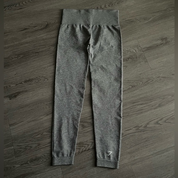 Gymshark athletic leggings - Picture 3 of 4